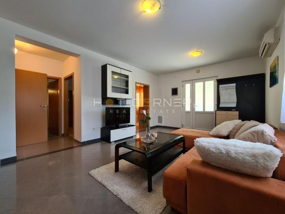 Apartman Nada Appartement Ližnjan Buitenkant foto